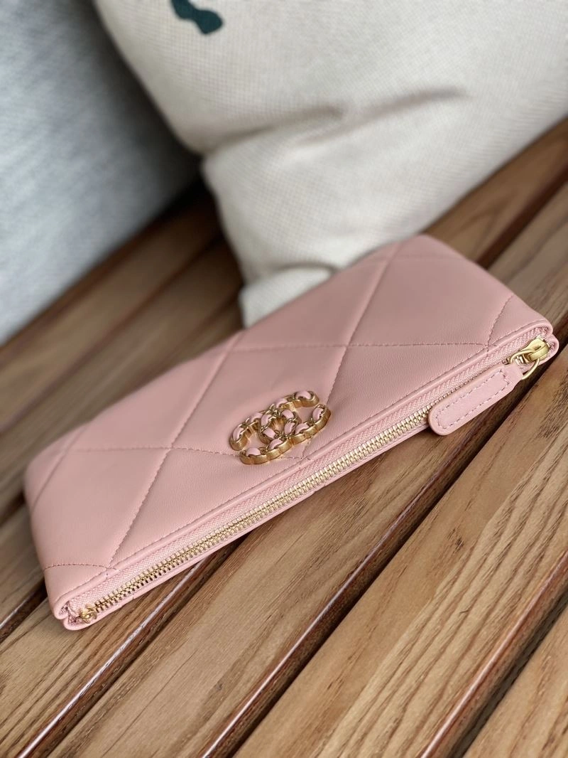 Lightweight Chanel Wallet Purse 68905