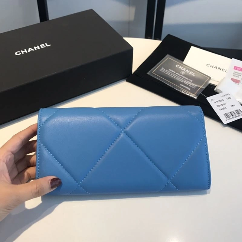 Chanel Wallet Purse SportInspired 68929
