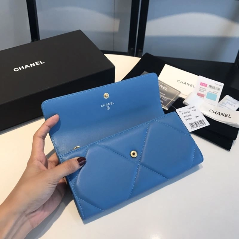 Chanel Wallet Purse SportInspired 68929