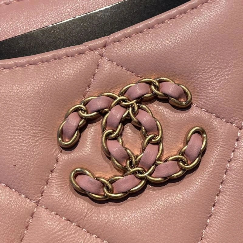 RelaxedFit Chanel Wallet Purse 68885