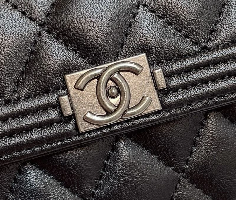 Chanel Wallet Purse ZipUp 68852