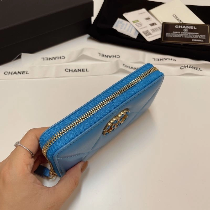 Chanel Wallet Purse Sporty 68708