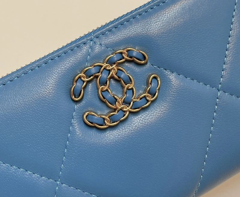 Chanel Wallet Purse Sporty 68708