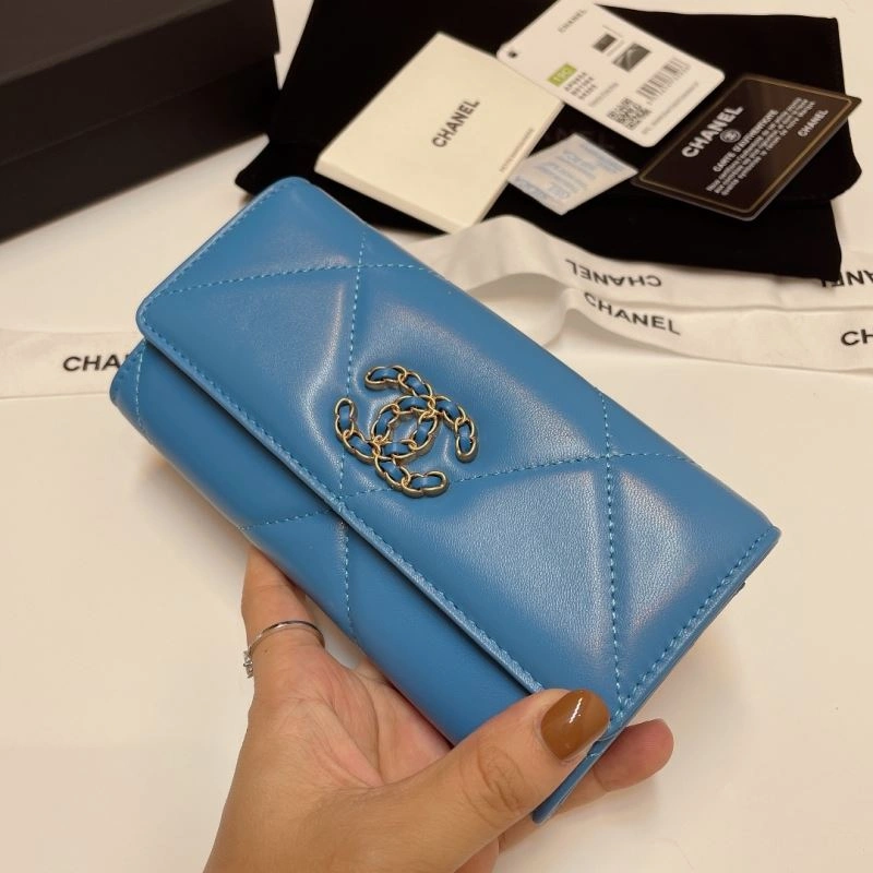 Chanel Wallet Purse Comfortable 68727