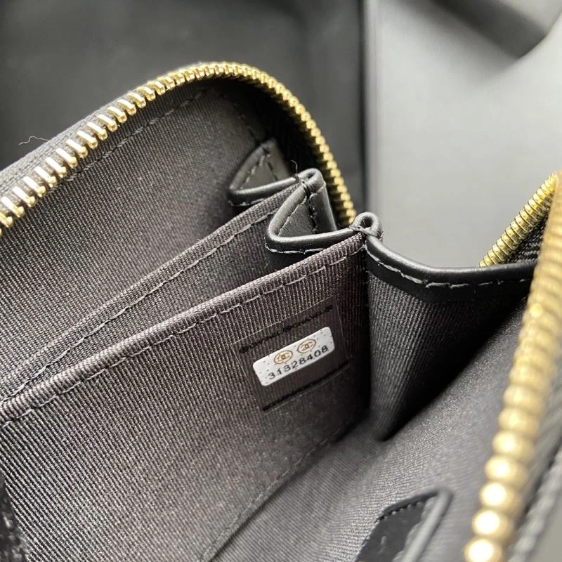 Chanel Wallet Purse Snug 68365