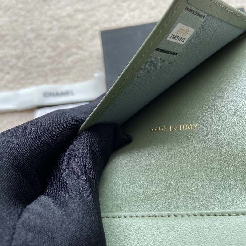 Elegant Chanel Wallet Purse 68197