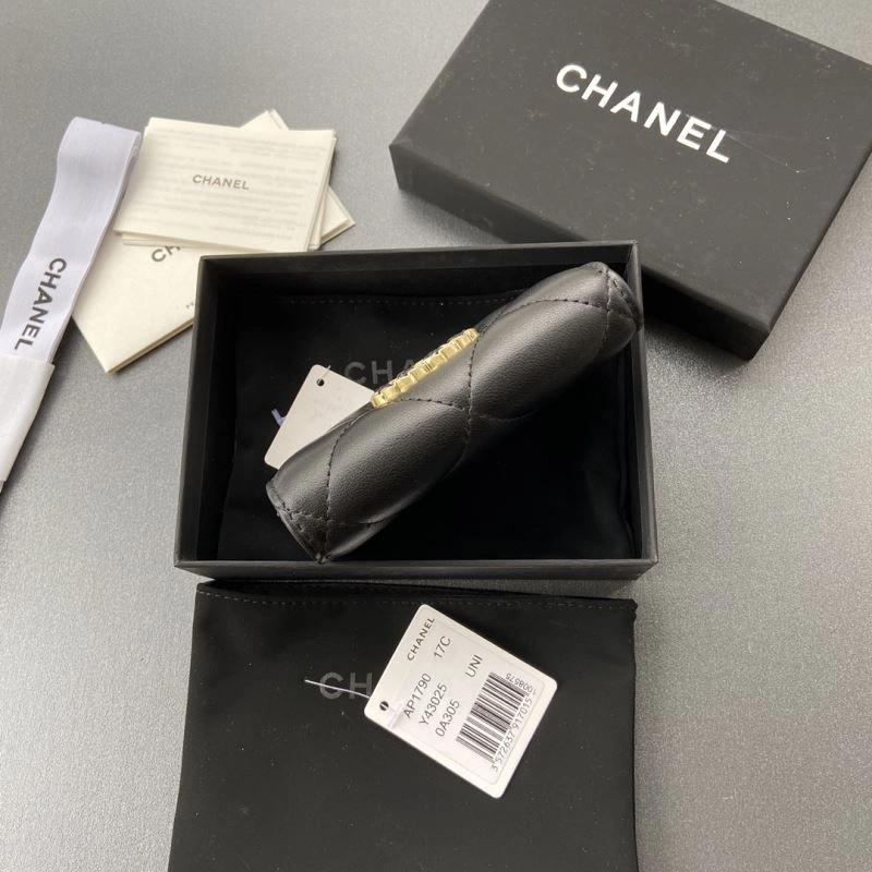 Bold Chanel Wallet Purse 68196