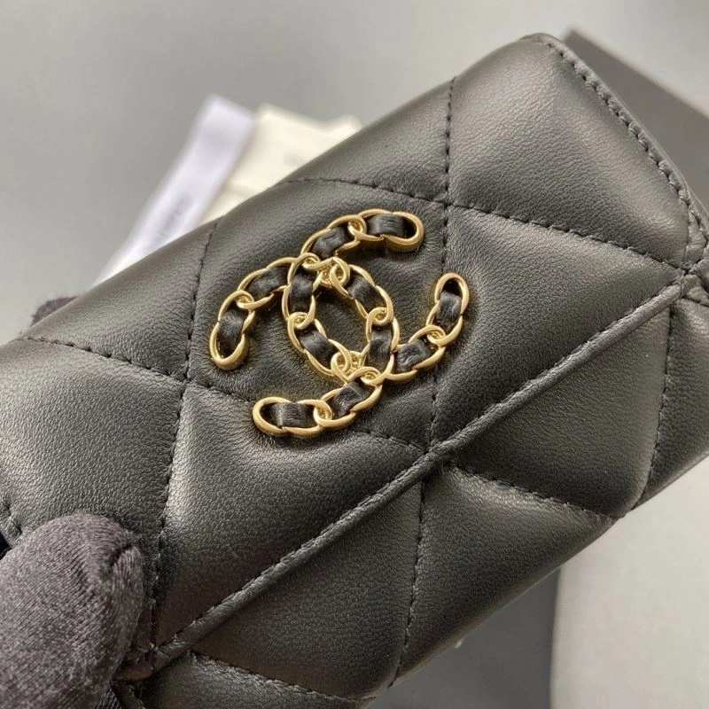 Bold Chanel Wallet Purse 68196