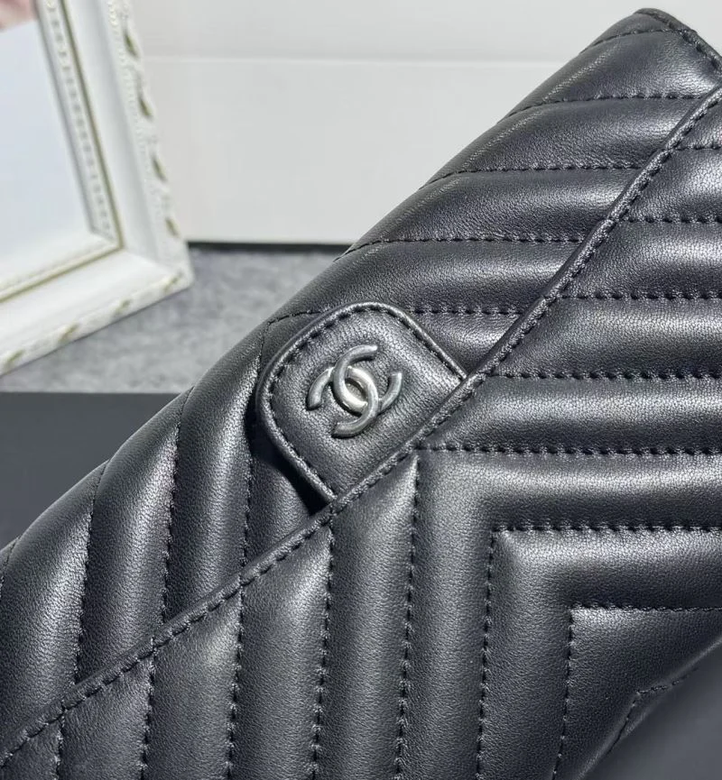 Chanel Wallets Purse Contemporary 52481