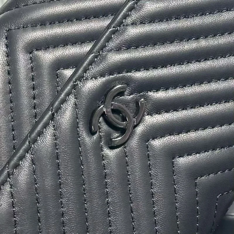 Chanel Wallets Purse UrbanChic 52441