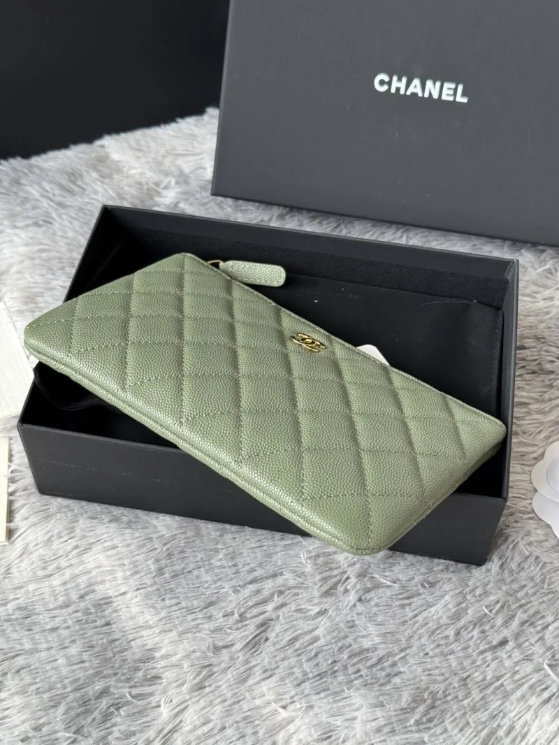 Chanel Wallets Purse Trendy 52378