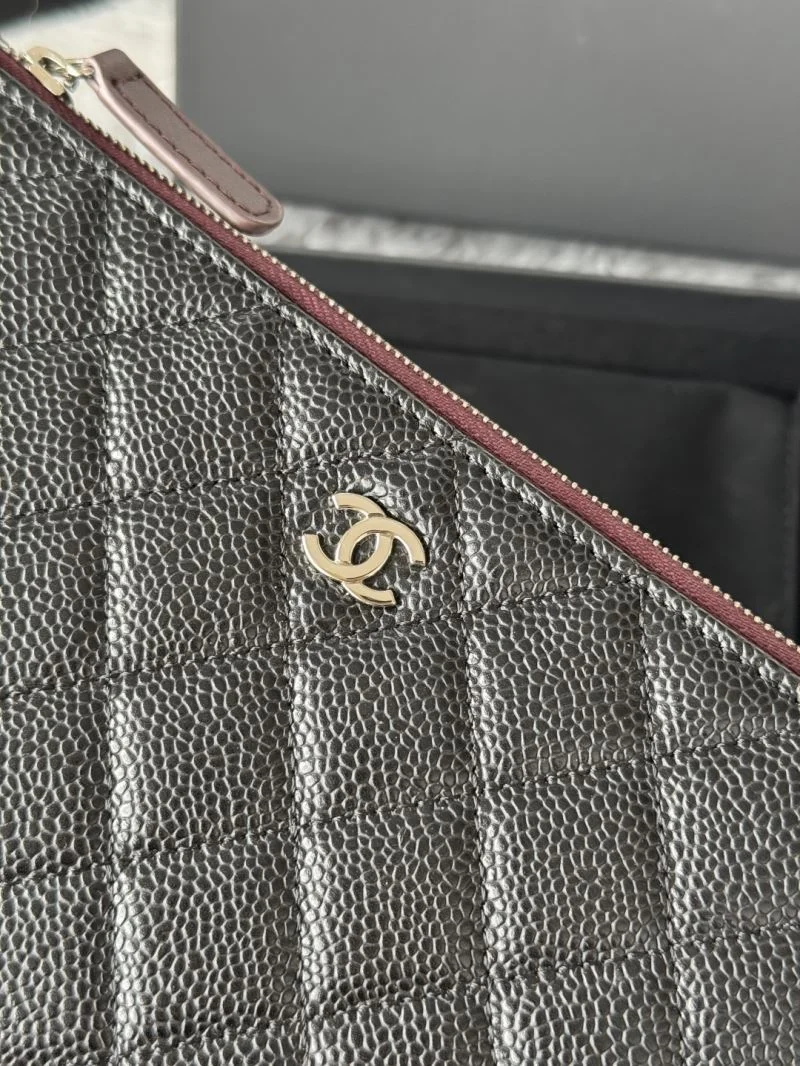 Chanel Wallets Purse Bold 52373