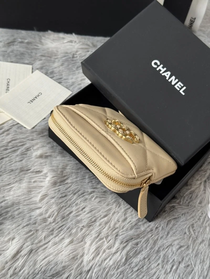 Chanel Wallets Purse Neat 52307