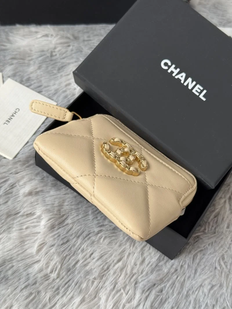Chanel Wallets Purse Neat 52307