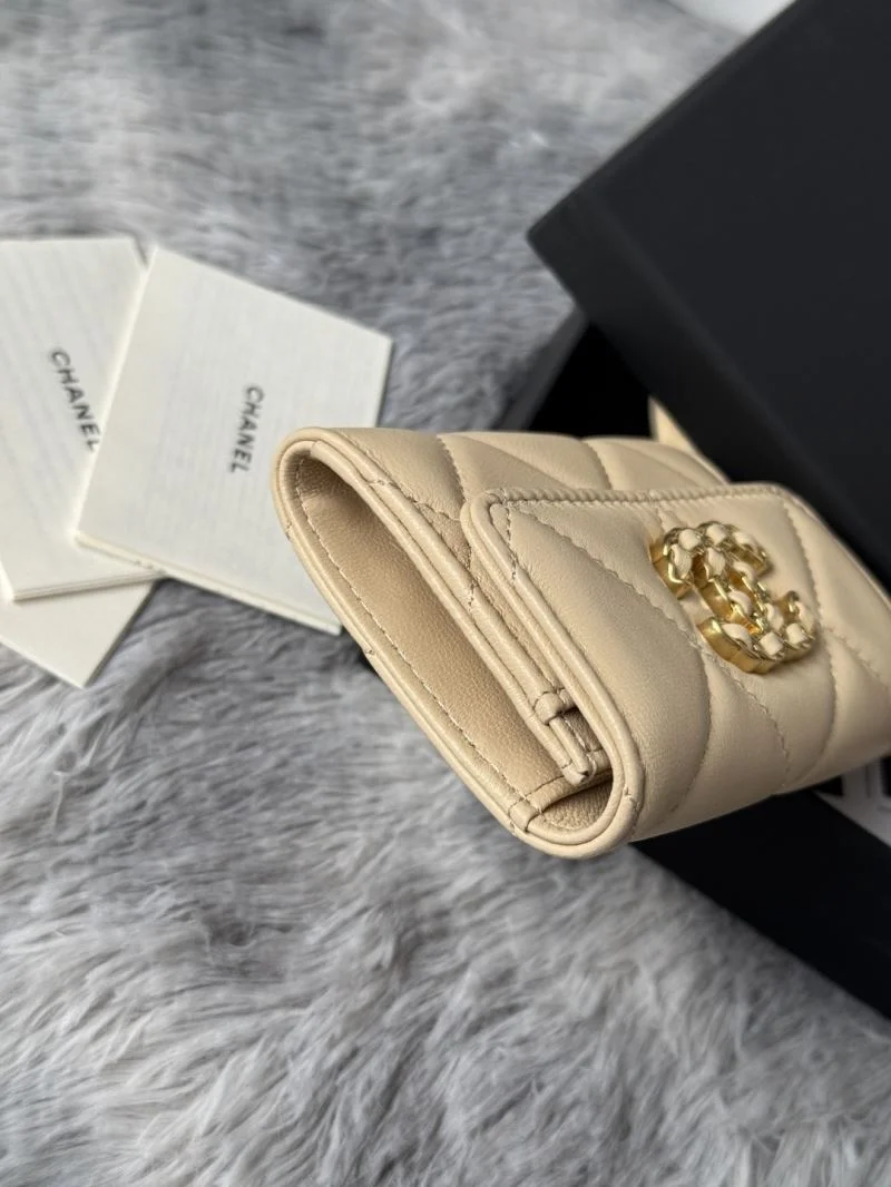 Chanel Wallets Purse Packable 52282