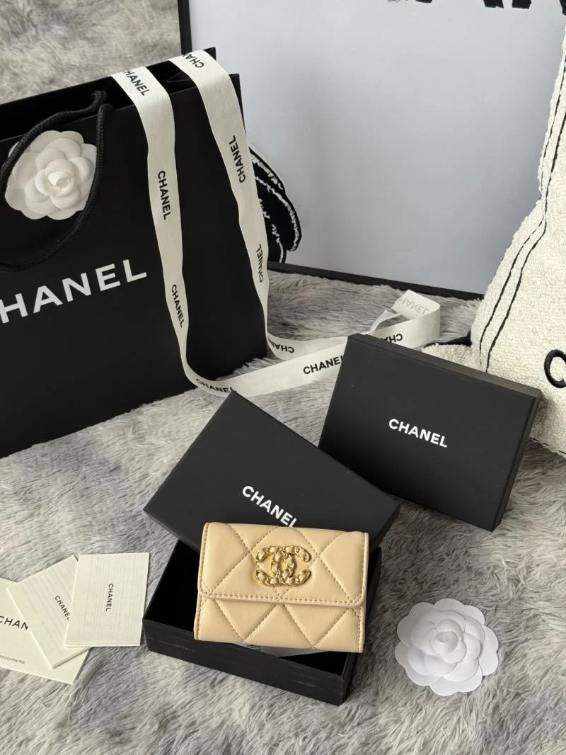 Chanel Wallets Purse Packable 52282
