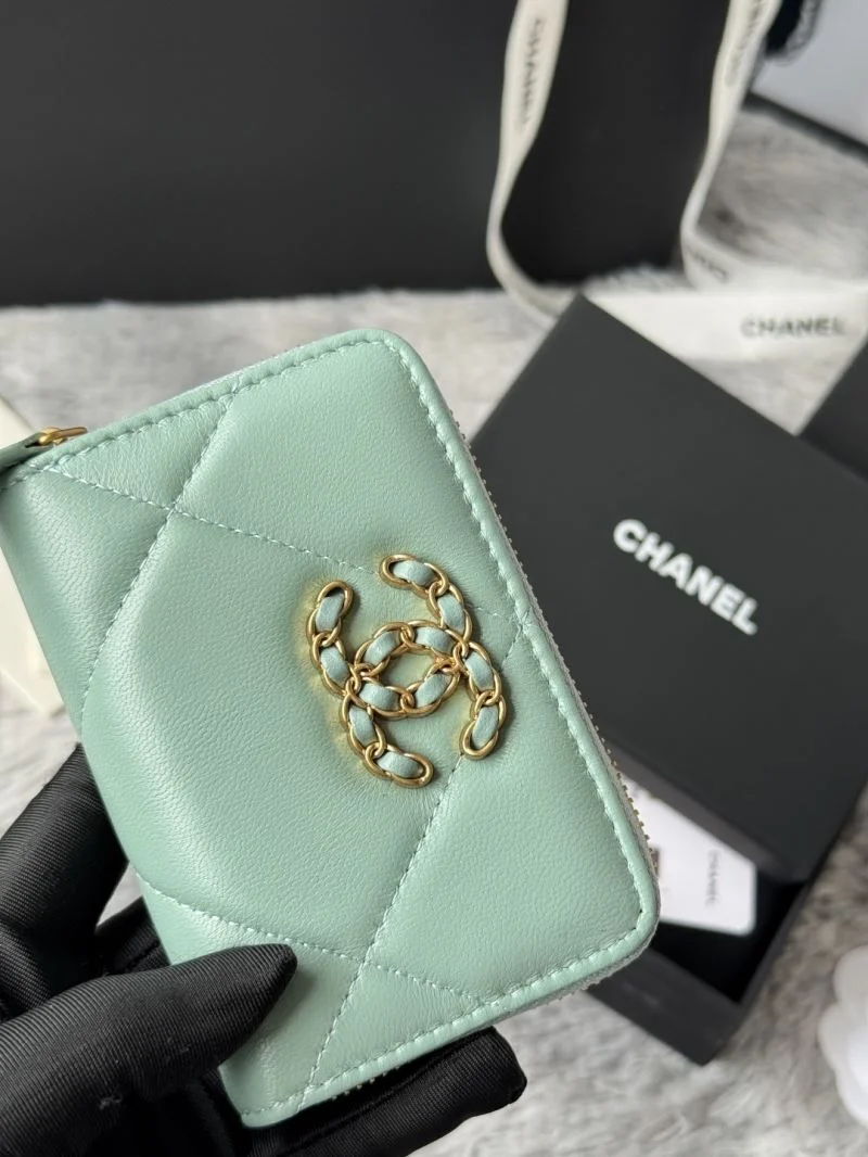 Chanel Wallets Purse Versatile 52279