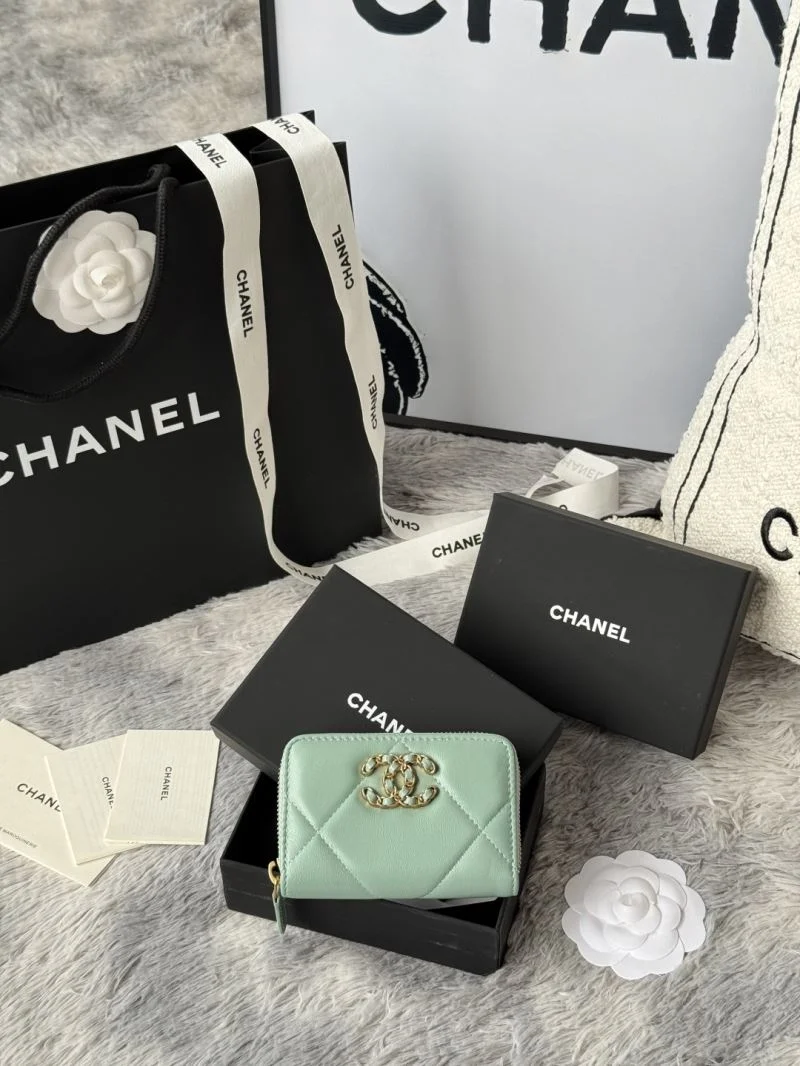 Chanel Wallets Purse Versatile 52279