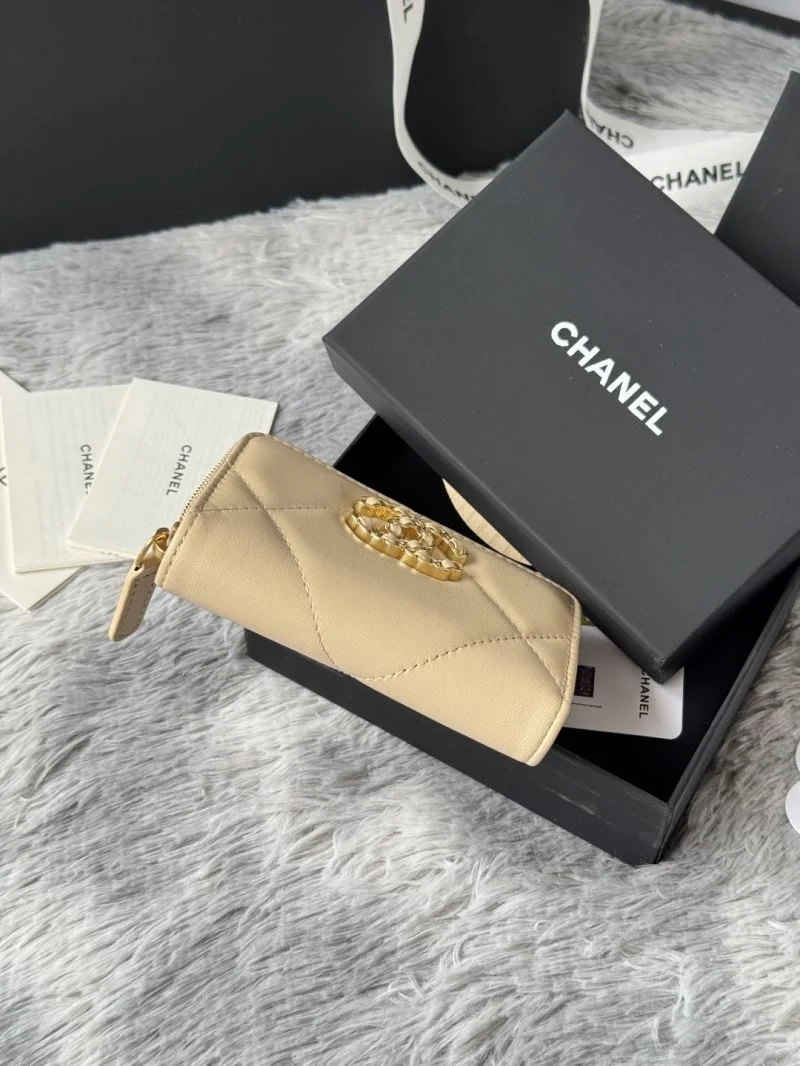 Chanel Wallets Purse Original 52320