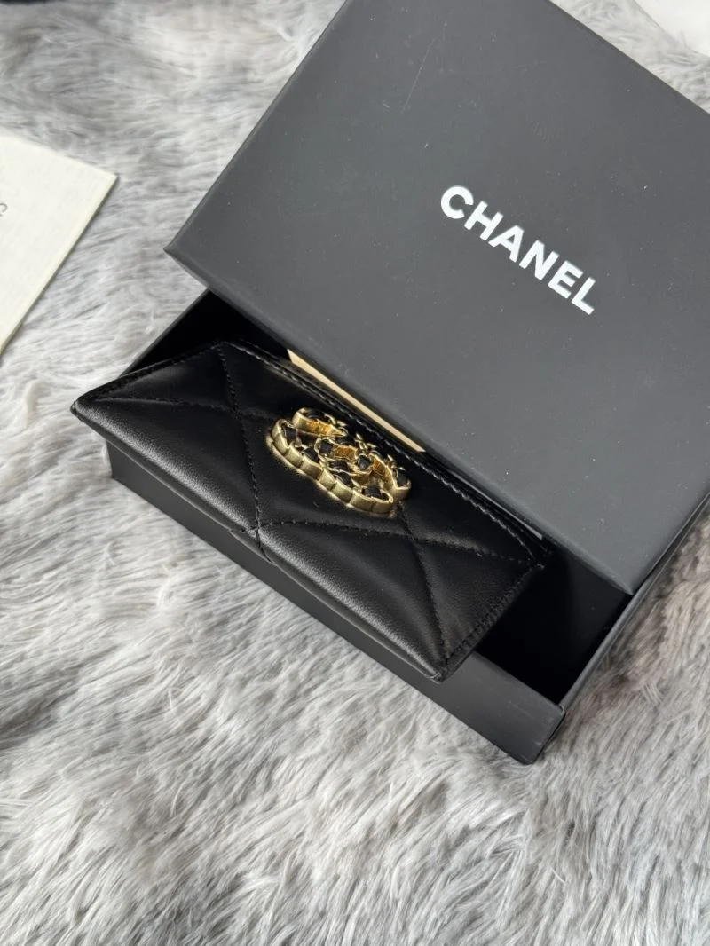 Chanel Wallets Purse Sophisticated 52305