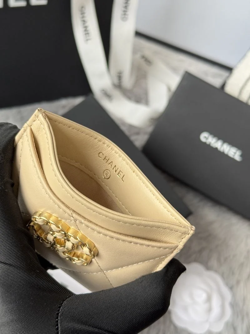 Chanel Wallets Purse Cozy 52267