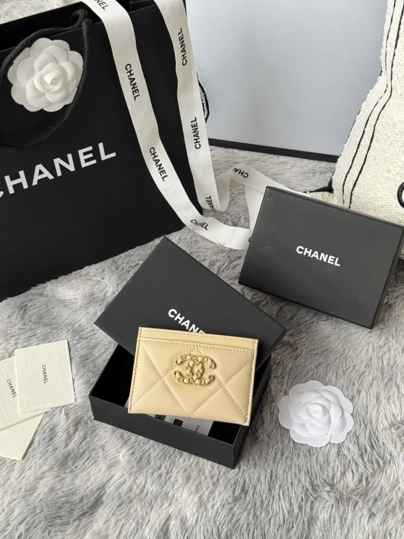 Chanel Wallets Purse Cozy 52267