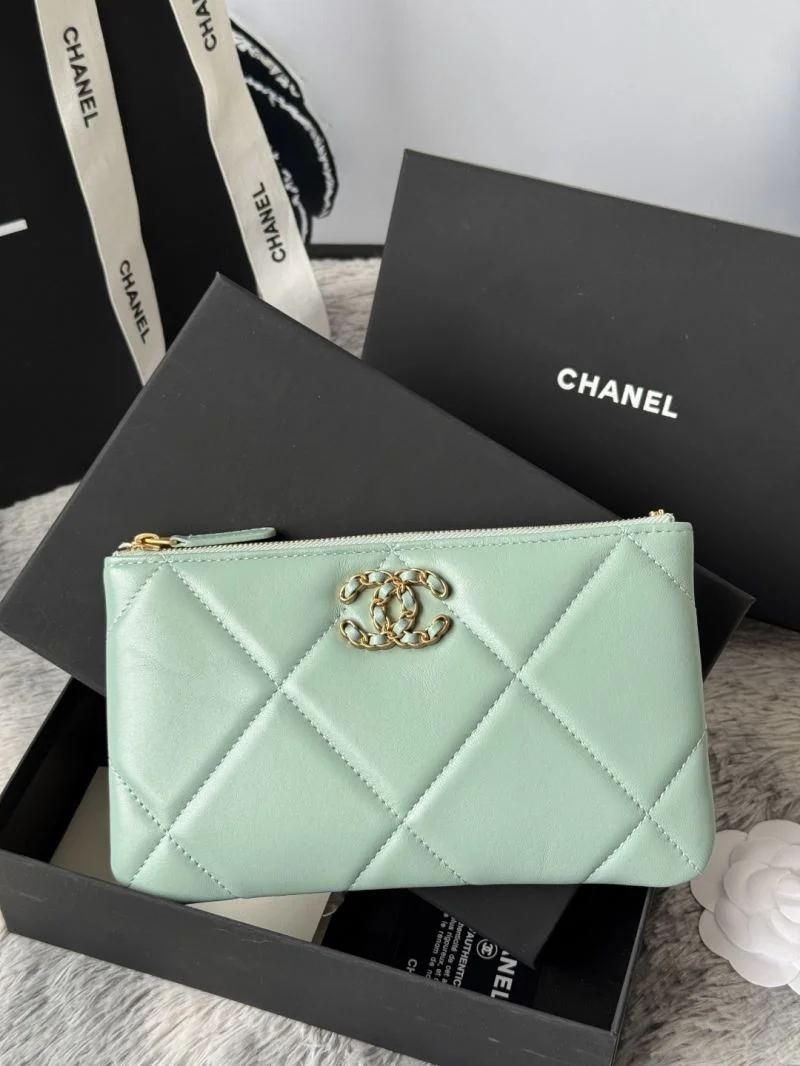 Chanel Wallets Purse Resilient 52234