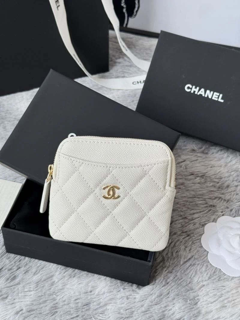 Chanel Wallets Purse FashionForward 52113