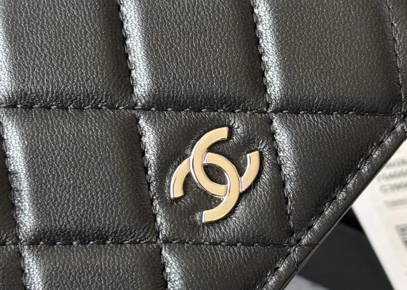 Chanel Wallets Purse Bright 52082