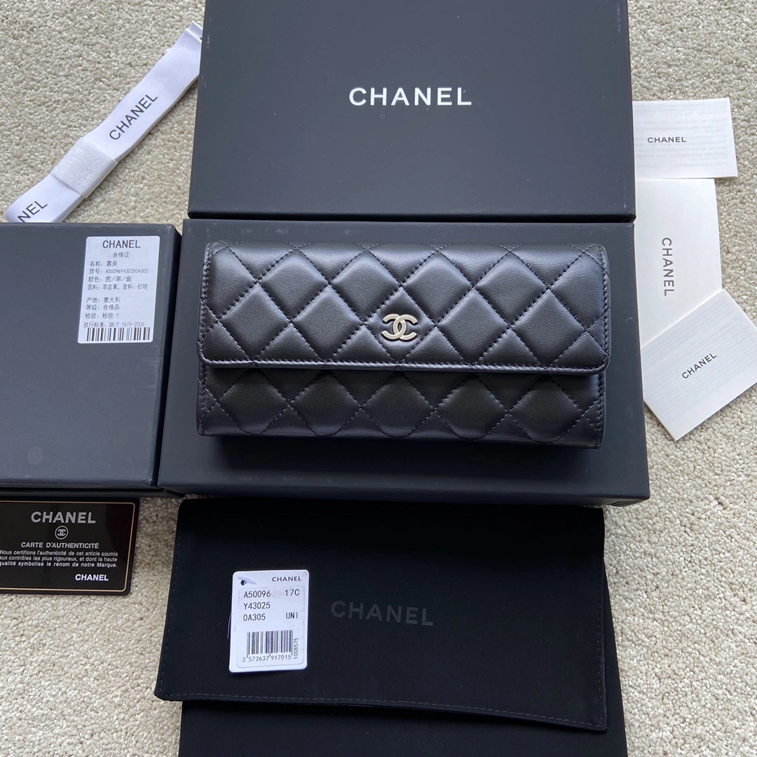WaterResistant Chanel Wallets Purse 56634