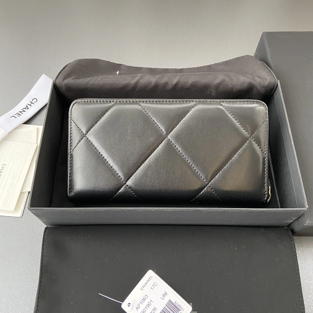 Chanel Wallets Purse Unique 56662
