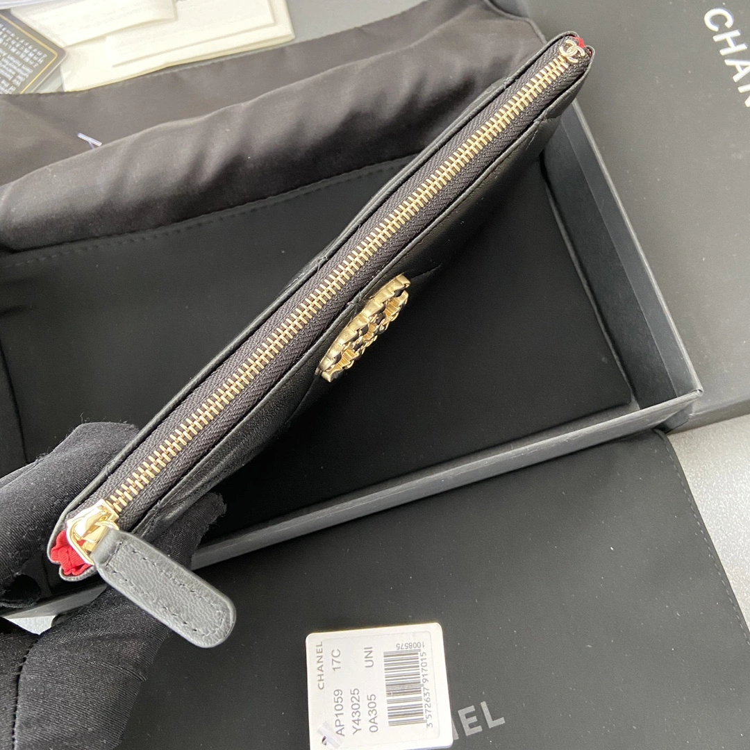 Chanel Wallets Purse TechFriendly 56585