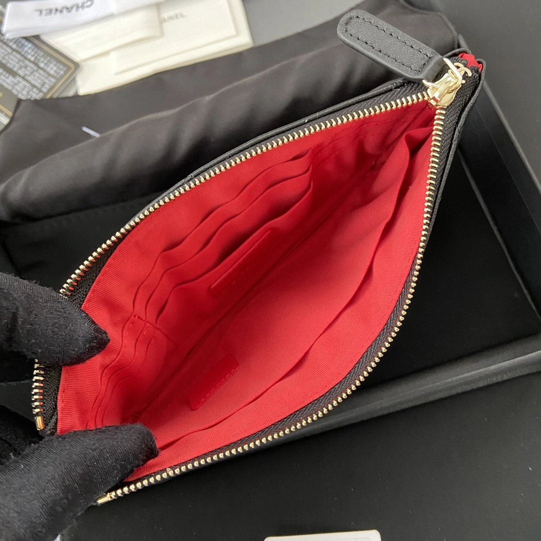 Chanel Wallets Purse TechFriendly 56585