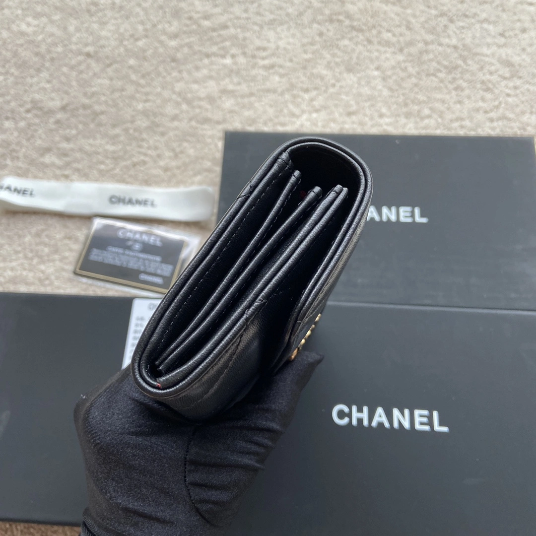 Vibrant Chanel Wallets Purse 56584