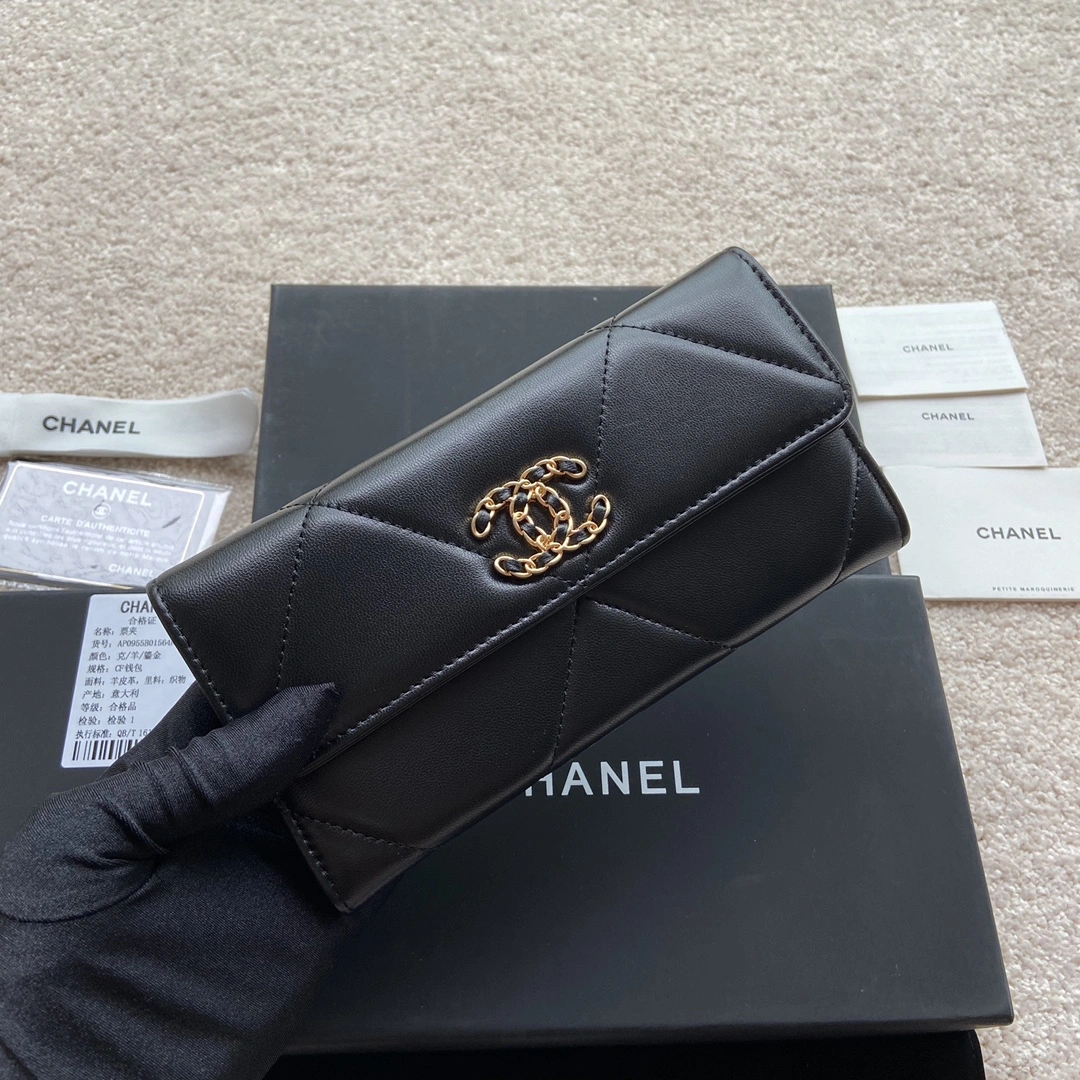 Vibrant Chanel Wallets Purse 56584