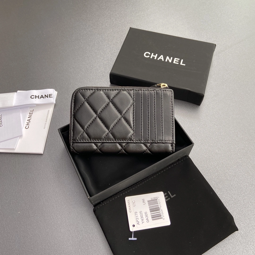 Chanel Wallets Purse Practical 56581