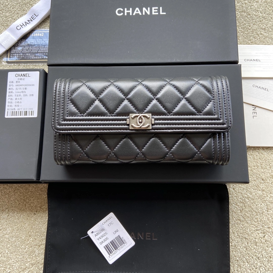Chanel Wallets Purse Breathable 56549
