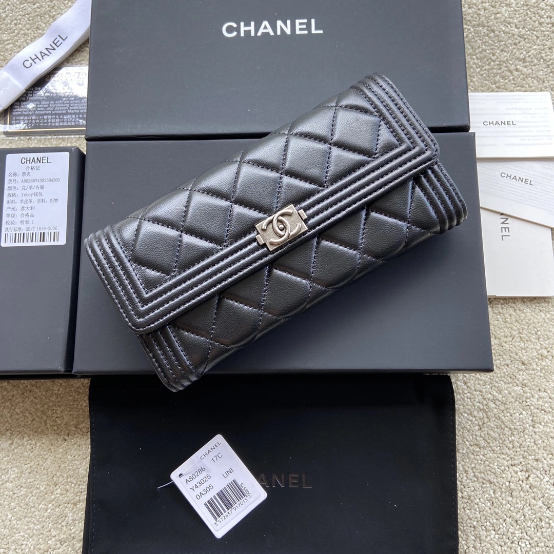 Chanel Wallets Purse Breathable 56549