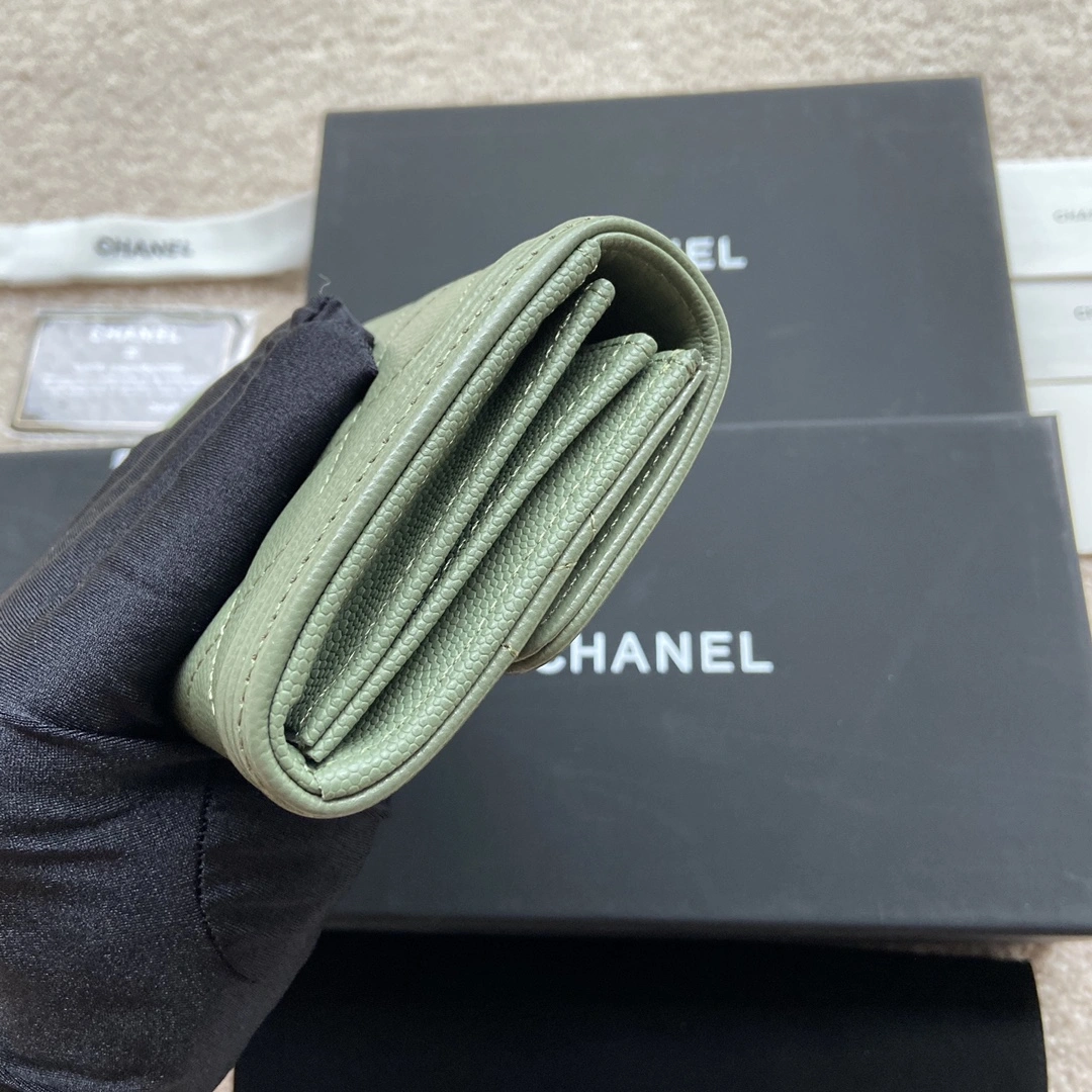 Sleek Chanel Wallets Purse 56555