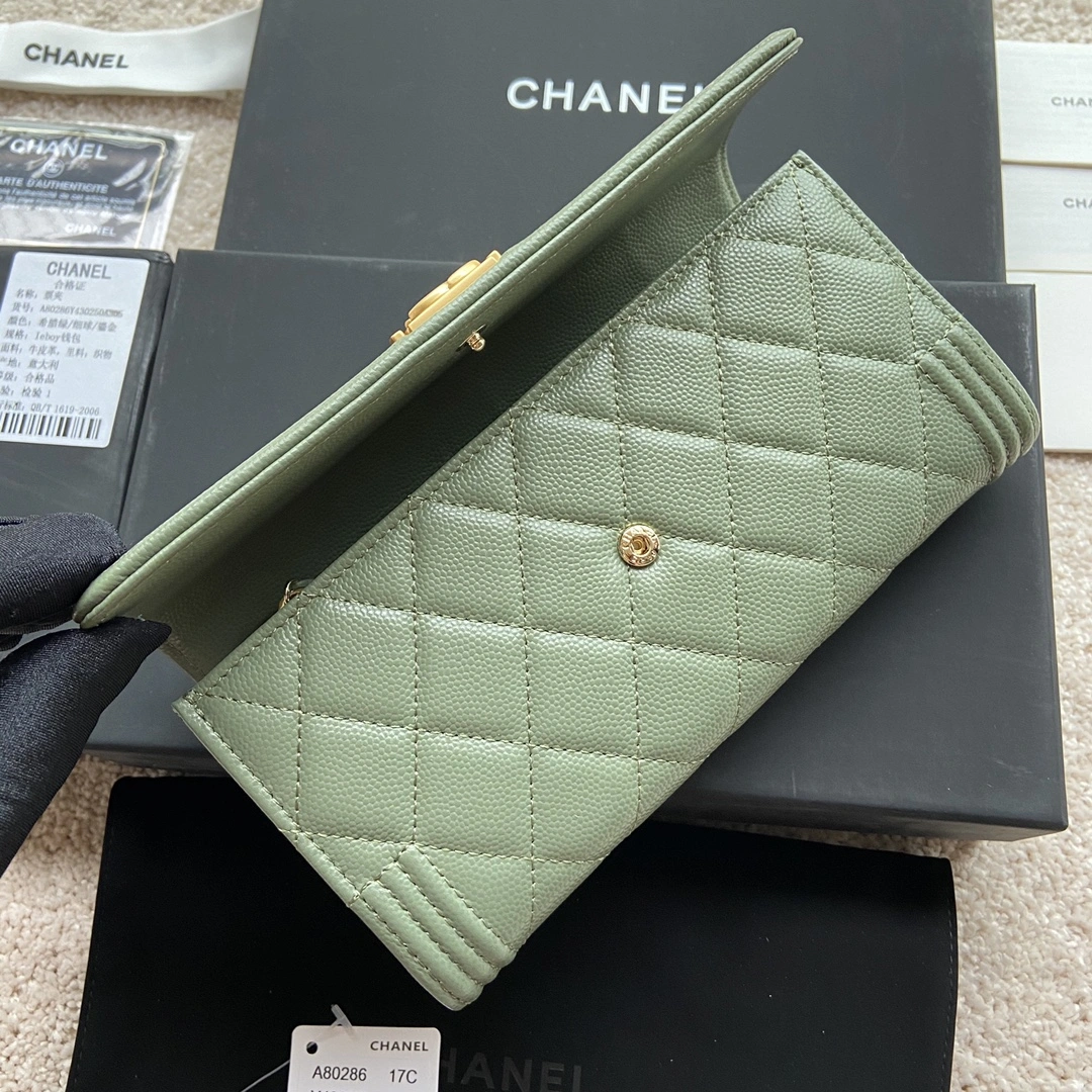 Sleek Chanel Wallets Purse 56555