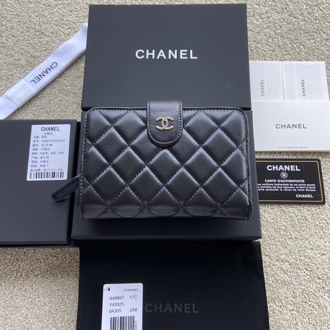 Chanel Wallets Purse Neat 56512
