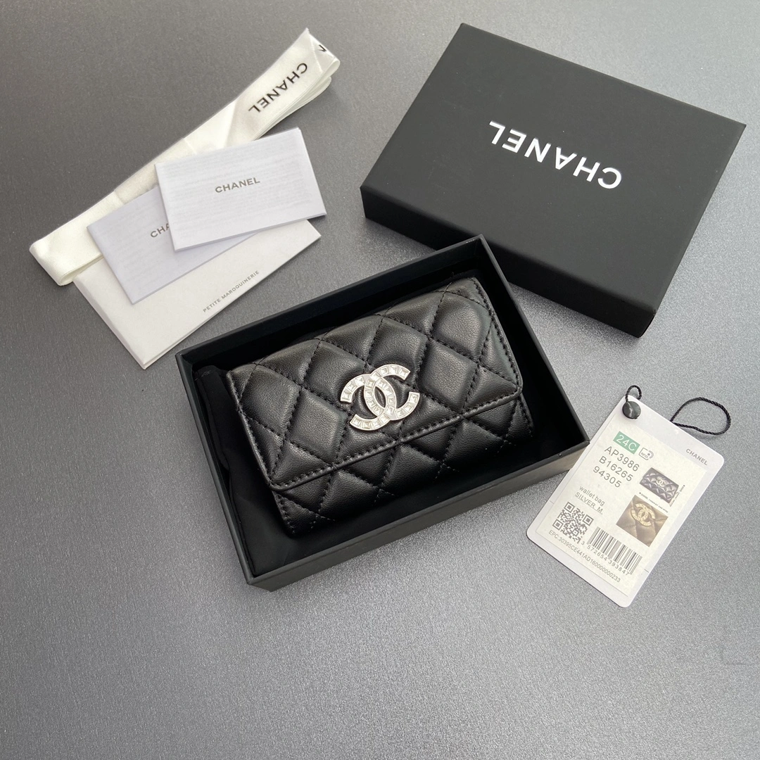 Chanel Wallets Purse Practical 56557