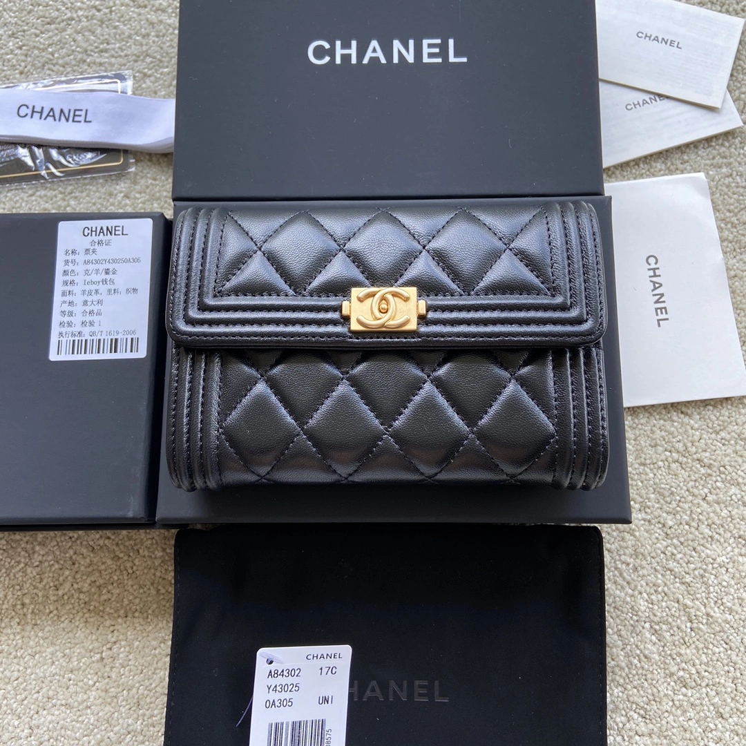 Chanel Wallets Purse Trendy 56547