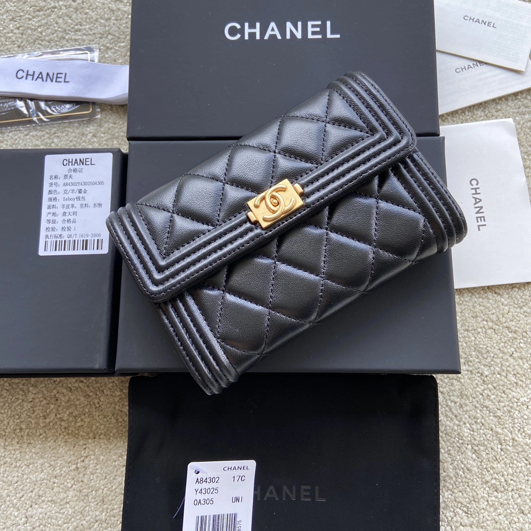 Chanel Wallets Purse Trendy 56547