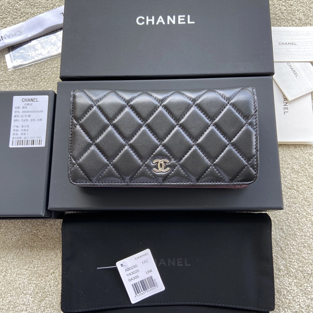Chanel Wallets Purse Resilient 56461
