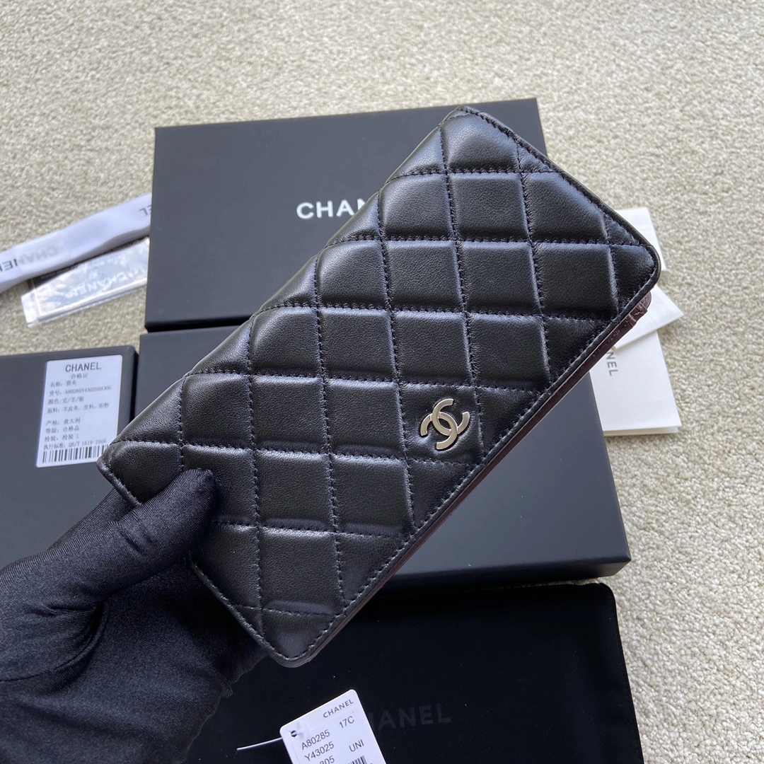 Chanel Wallets Purse Resilient 56461