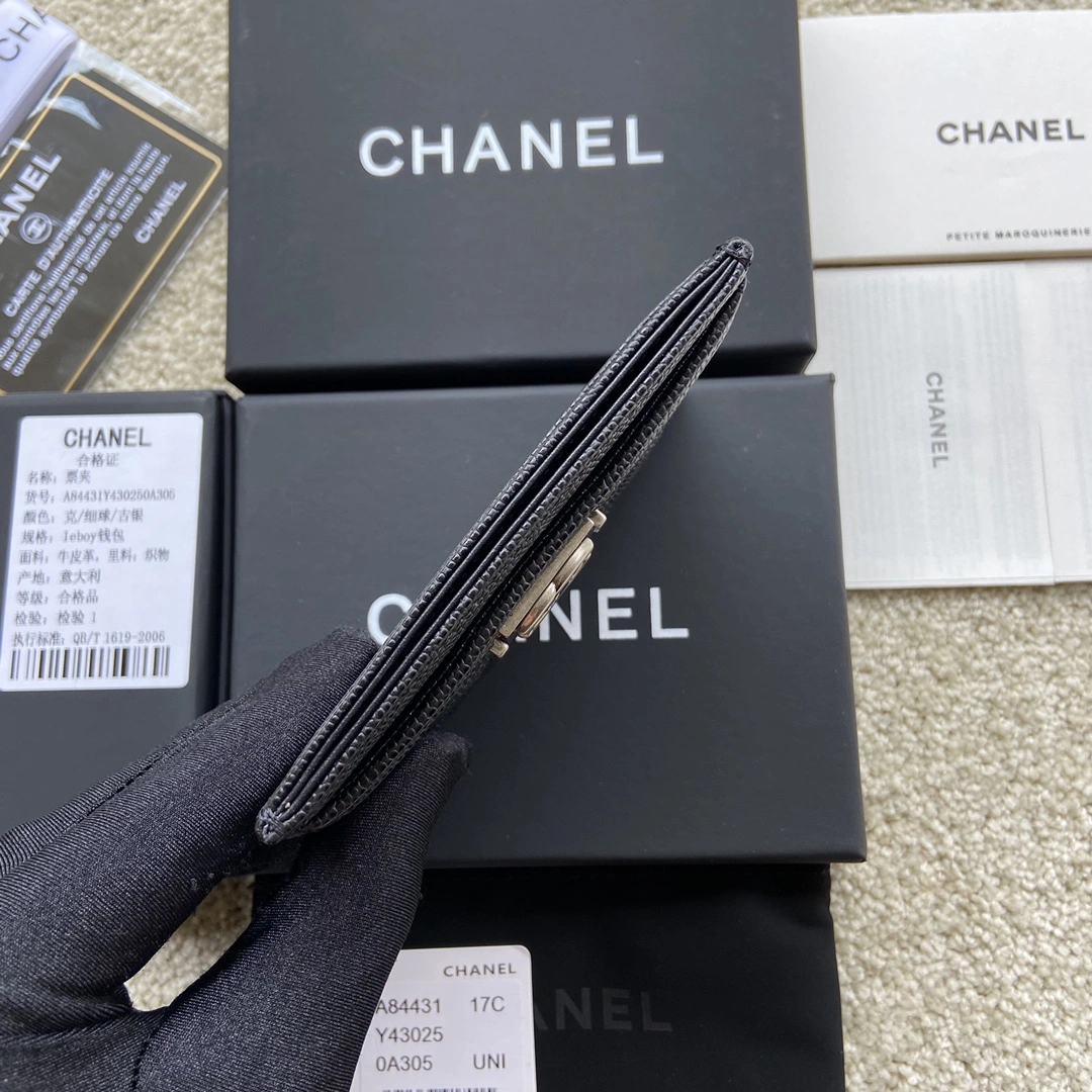 Chanel Wallets Purse Stylish 56408