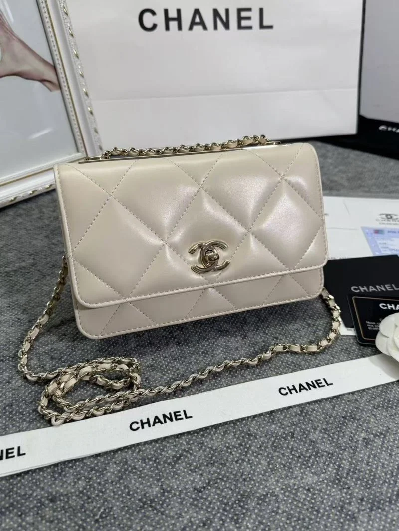 Chanel Woc Bags Snug 52038