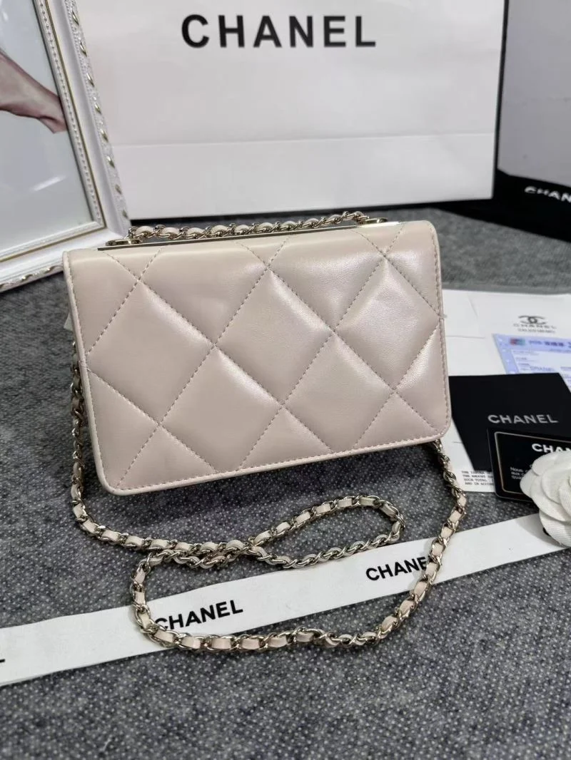 Chanel Woc Bags Snug 52038