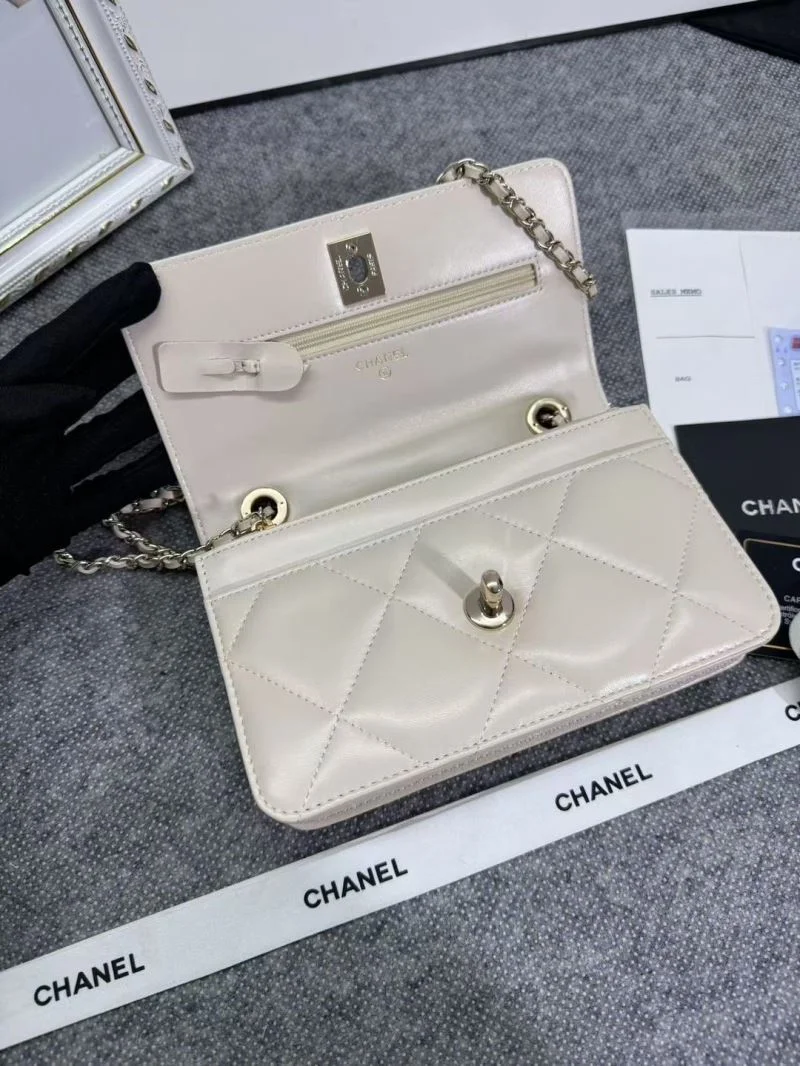 Chanel Woc Bags Snug 52038